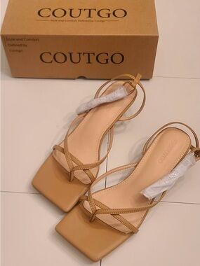 Coutgo Women's Square-Toe Strappy Sandals in Camel NEW in Box size 7